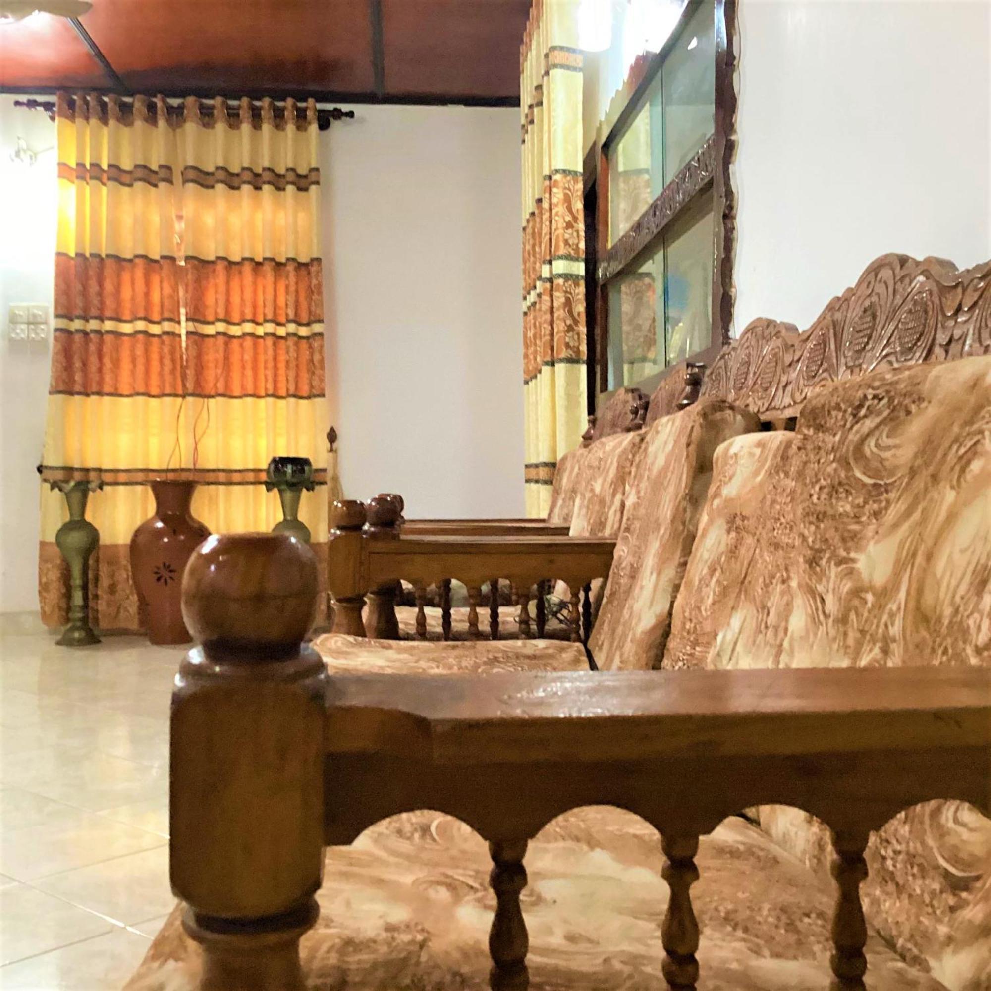 Grand Refuge Holiday Rooms Anuradhapura Εξωτερικό φωτογραφία