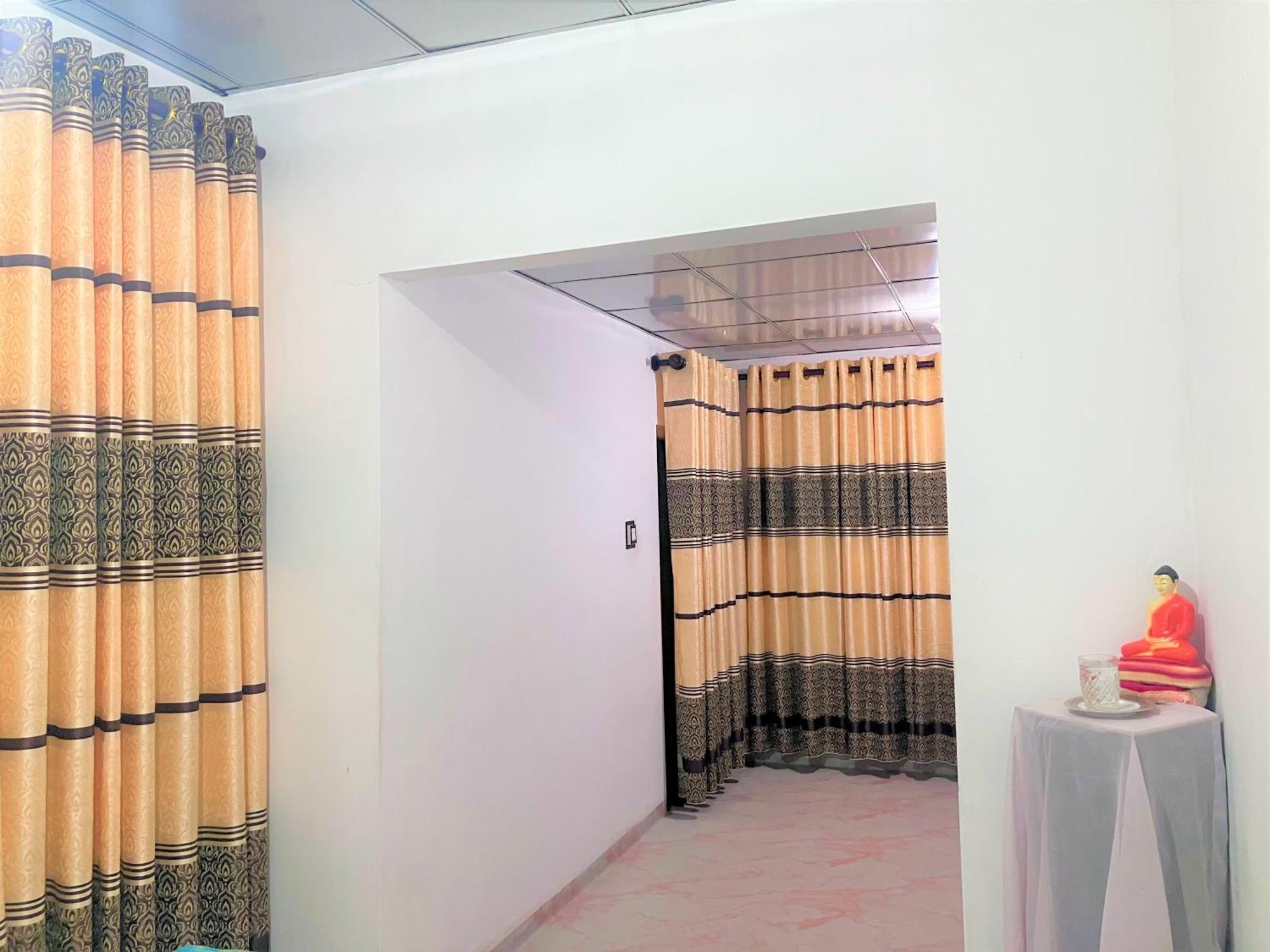Grand Refuge Holiday Rooms Anuradhapura Εξωτερικό φωτογραφία